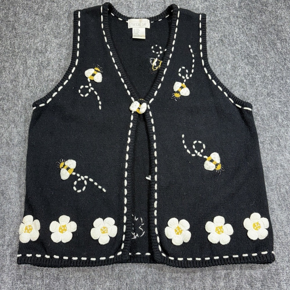Mandal Bay Sweater Vest L Embroidered Bumble Bees Daisies Teacher Grandma Core - Picture 1 of 8